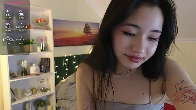 Snapshot of Noiry_Vuvez chatting on March 2026 06:36:01 PM Noiry Vuvez online show from March 2026 06:36:01 PM