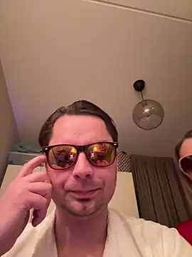 Snapshot of hottogetherNL chatting on February 2026 09:44:01 PM hottogetherNL online show from February 2026 09:44:01 PM