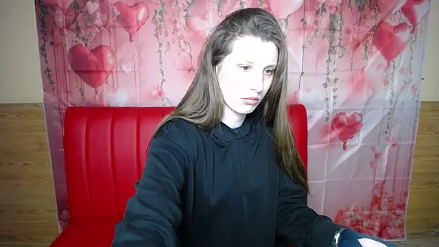 LilianaShine online show from February 2026 12:11:01 PM