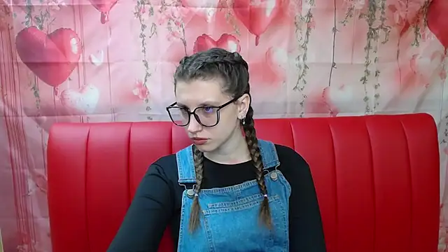 LilianaShine online show from March 2026 06:17:02 AM