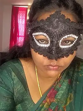 Snapshot of Tamil_Shalini12 chatting on May 2026 04:52:01 AM Tamil Shalini12 online show from May 2026 04:52:01 AM