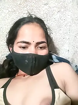 Sunali Bendre online show from April 2026 02:55:02 PM