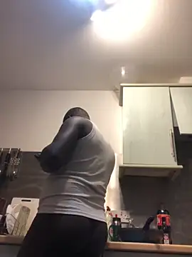 Snapshot of Truelove001 chatting on February 2026 08:23:01 PM Truelove001 online show from February 2026 08:23:01 PM