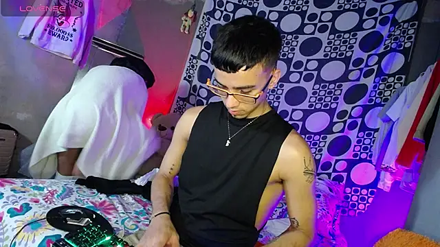 THE PERFECT COUPLE 12 online show from February 2026 03:11:02 AM