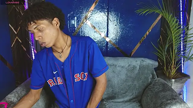 Walkers05 online show from April 2026 06:46:01 PM