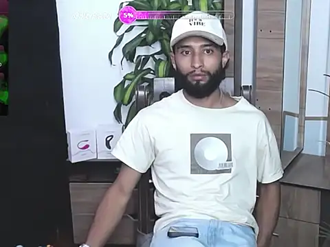 Snapshot of _noahdiaz chatting on February 2026 10:02:02 PM noahdiaz online show from February 2026 10:02:02 PM