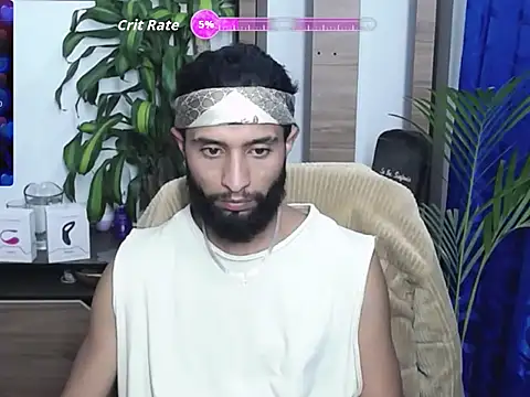 Snapshot of _noahdiaz chatting on February 2026 05:00:02 AM noahdiaz online show from February 2026 05:00:02 AM