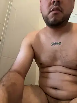 Snapshot of latinocalientehot chatting on June 2026 02:45:01 PM latinocalientehot online show from June 2026 02:45:01 PM