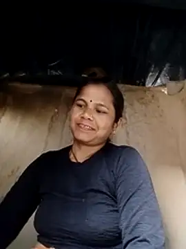 Snapshot of Pooja_sahu chatting on February 2026 02:44:01 AM Pooja sahu online show from February 2026 02:44:01 AM