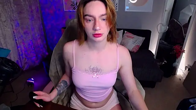 PollyRoseX online show from April 2026 12:33:01 AM