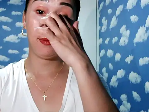 Kitty Bear02 online show from February 2026 12:15:02 PM