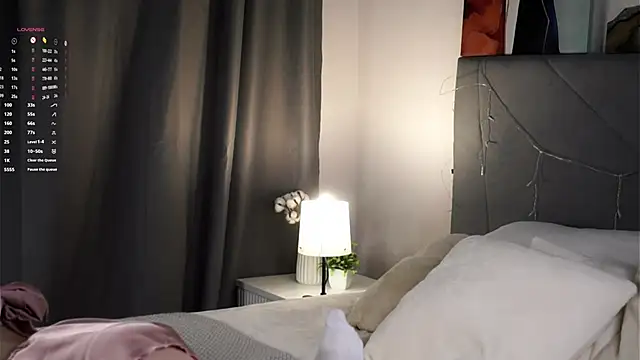 BlondellBolio online show from February 2026 09:13:02 PM