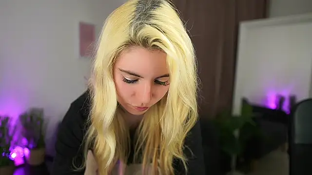 Jetpearl online show from March 2026 08:15:01 PM