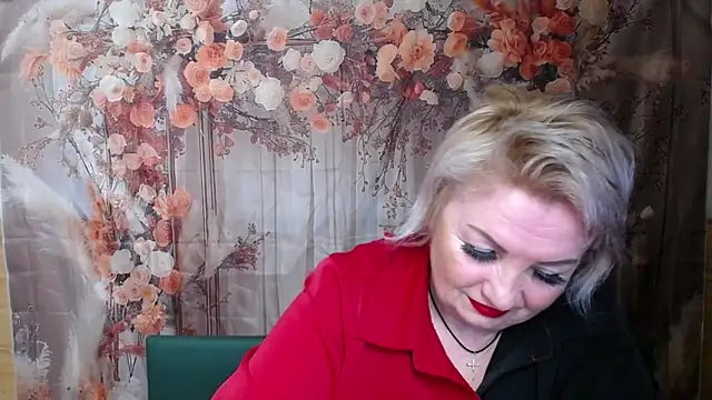 Snapshot of RenataDaster chatting on February 2026 05:53:02 PM RenataDaster online show from February 2026 05:53:02 PM