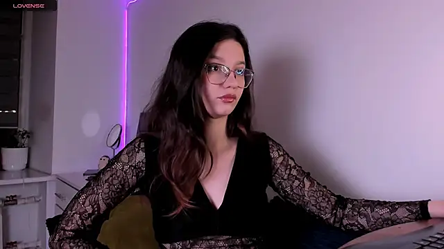 miabellee  online show from February 2026 11:09:01 PM