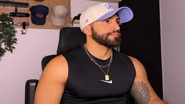 Snapshot of SamDornan51 chatting on February 2026 12:29:01 AM SamDornan51 online show from February 2026 12:29:01 AM