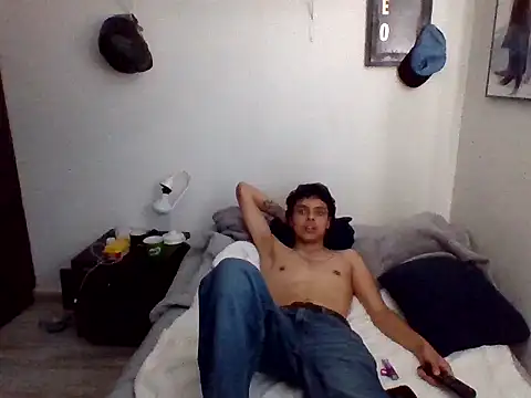 polixteo online show from February 2026 08:43:01 PM