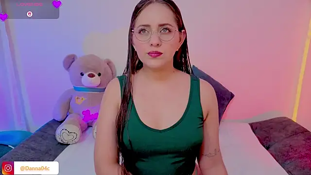 Snapshot of DannaCouper_ chatting on May 2026 11:15:01 AM DannaCouper online show from May 2026 11:15:01 AM
