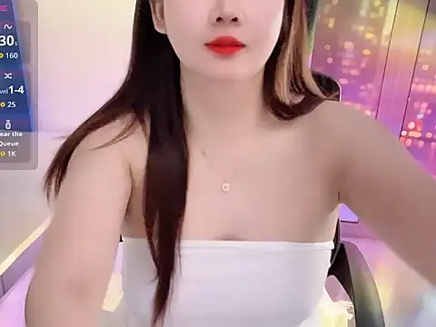 XiaBunny online show from April 2026 05:17:01 PM