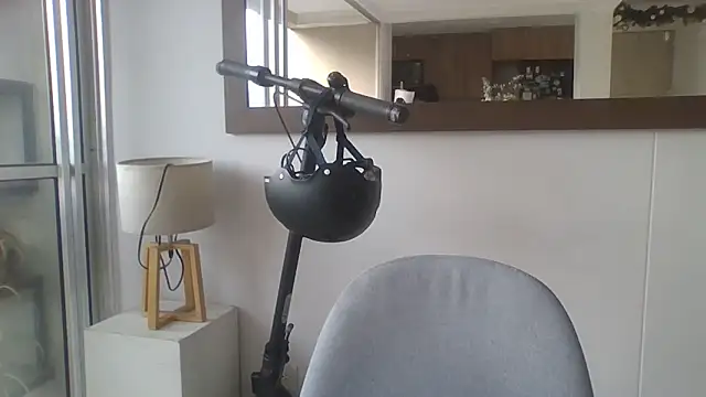 Amanda Rossi online show from April 2026 10:10:01 PM