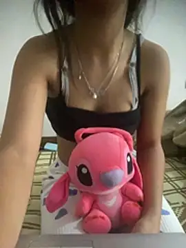 Snapshot of Nour-Lina chatting on February 2026 09:16:02 AM Nour-Lina online show from February 2026 09:16:02 AM