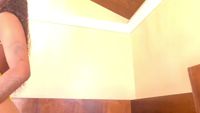 mollyjackson  online show from March 2026 10:26:02 PM