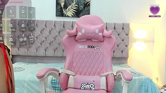 thaliaa smith1 online show from April 2026 08:53:01 PM