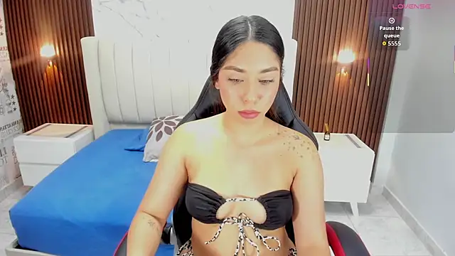 JULIETA DOWSE online show from February 2026 07:36:02 PM