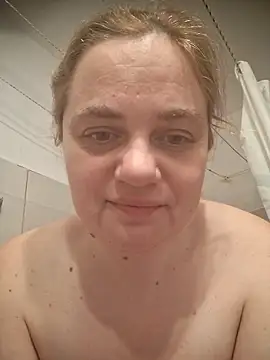 VitniKis online show from February 2026 08:25:02 PM