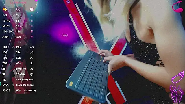 Snapshot of Sasha_calle chatting on February 2026 12:20:01 PM Sasha calle online show from February 2026 12:20:01 PM