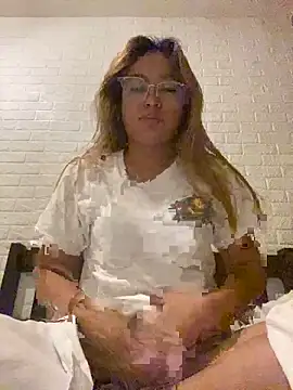 Snapshot of Wild_flower19 chatting on March 2026 06:36:01 PM Wild flower19 online show from March 2026 06:36:01 PM