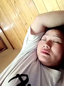 Snapshot of quynhbupbe11 chatting on February 2026 05:11:02 AM quynhbupbe11 online show from February 2026 05:11:02 AM