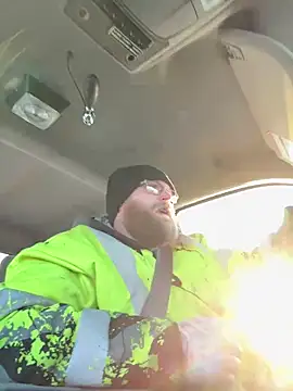 arcticman103 online show from February 2026 10:47:02 PM