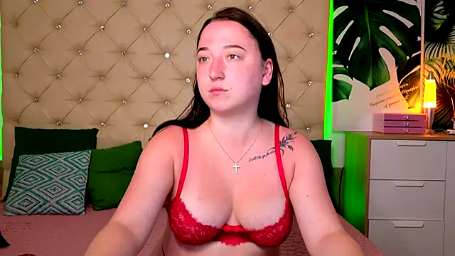 AwaMax online show from May 2026 04:51:01 AM