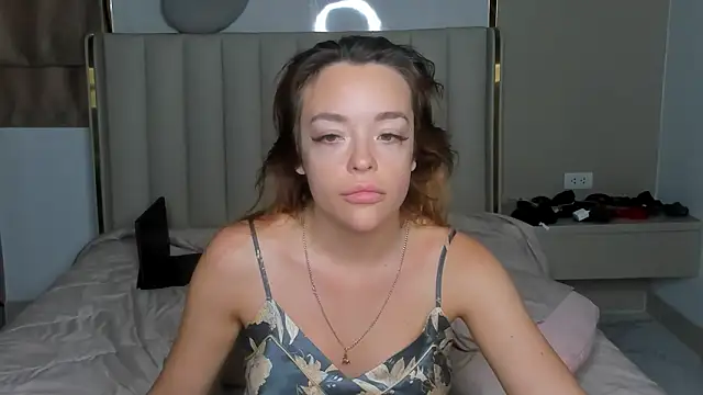 stellaa quenn online show from February 2026 12:07:01 AM