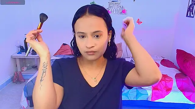 Kristin    online show from February 2026 02:51:02 AM