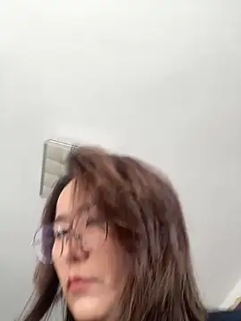 Youyou 12 online show from February 2026 06:51:02 AM