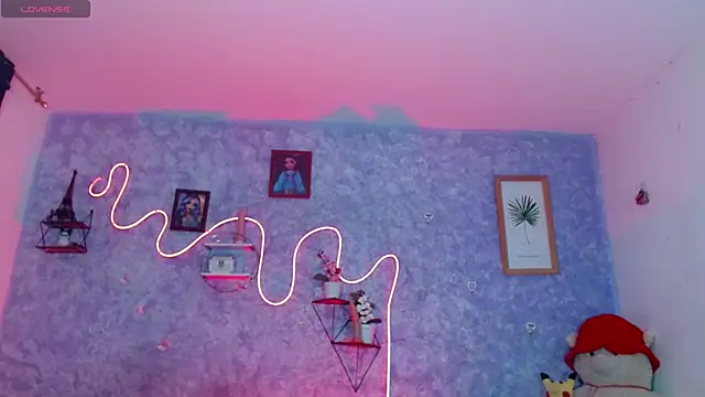 Everlin  Hot  online show from March 2026 05:44:01 AM