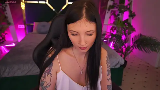 Snapshot of LunaaMay chatting on March 2026 02:12:02 PM LunaaMay online show from March 2026 02:12:02 PM