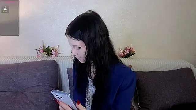 Snapshot of Glow_hollow chatting on March 2026 04:29:01 AM Glow hollow online show from March 2026 04:29:01 AM