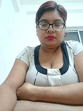 Snapshot of Elie_Hallway chatting on February 2026 11:46:01 PM Elie Hallway online show from February 2026 11:46:01 PM