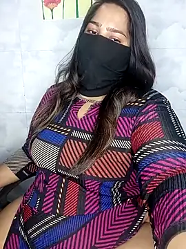 Cute G online show from May 2026 07:10:02 PM