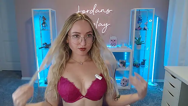 Snapshot of jordanscosplay chatting on March 2026 05:50:02 PM jordanscosplay online show from March 2026 05:50:02 PM