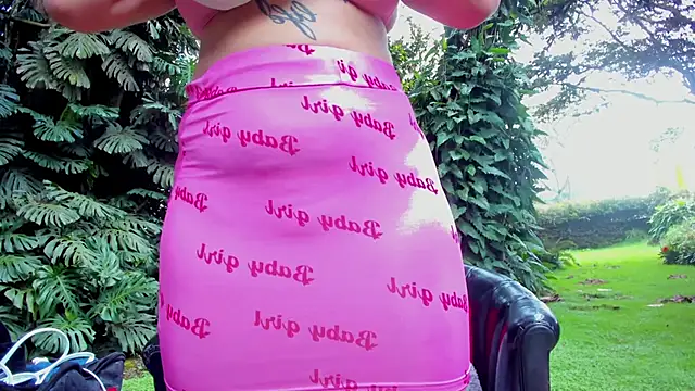 mia inkk online show from February 2026 06:39:01 PM