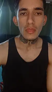 Alexwedcam online show from February 2026 06:44:02 PM