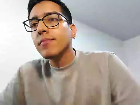 Snapshot of NickFin chatting on March 2026 01:01:02 AM NickFin online show from March 2026 01:01:02 AM