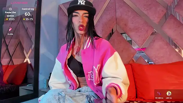 MeghanQueen   online show from March 2026 06:52:01 AM