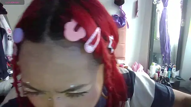 Snapshot of suky_pou chatting on March 2026 08:56:01 PM suky pou online show from March 2026 08:56:01 PM