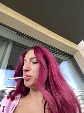 Snapshot of CrystalRedd chatting on July 2026 06:40:01 AM CrystalRedd online show from July 2026 06:40:01 AM