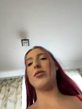 Snapshot of CrystalRedd chatting on July 2026 07:22:01 AM CrystalRedd online show from July 2026 07:22:01 AM
